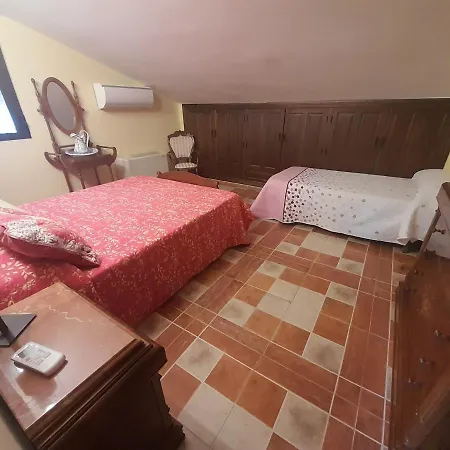 San Carlos * Baena